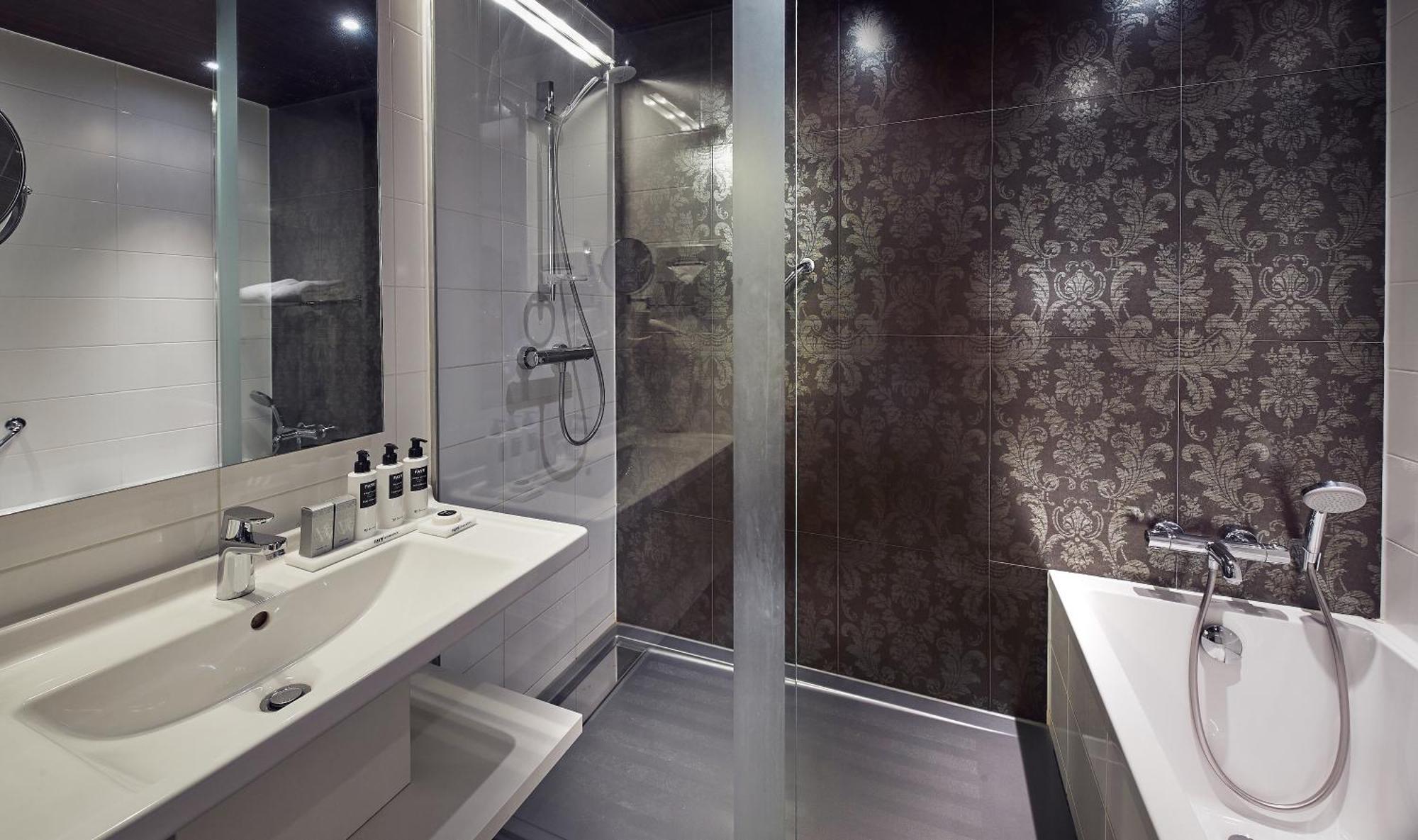Superior Double or Twin Room with Garden View