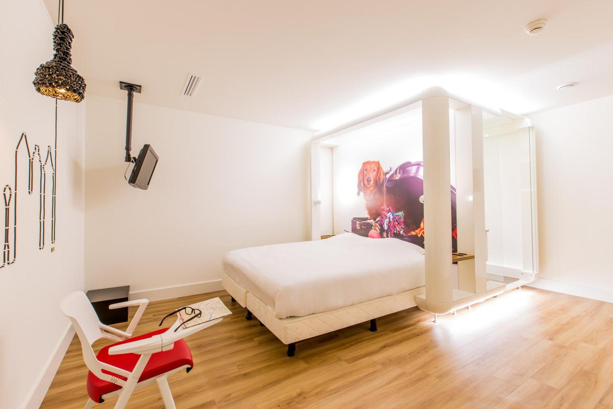 Standard Double Room - No Window,287355912:JPEG