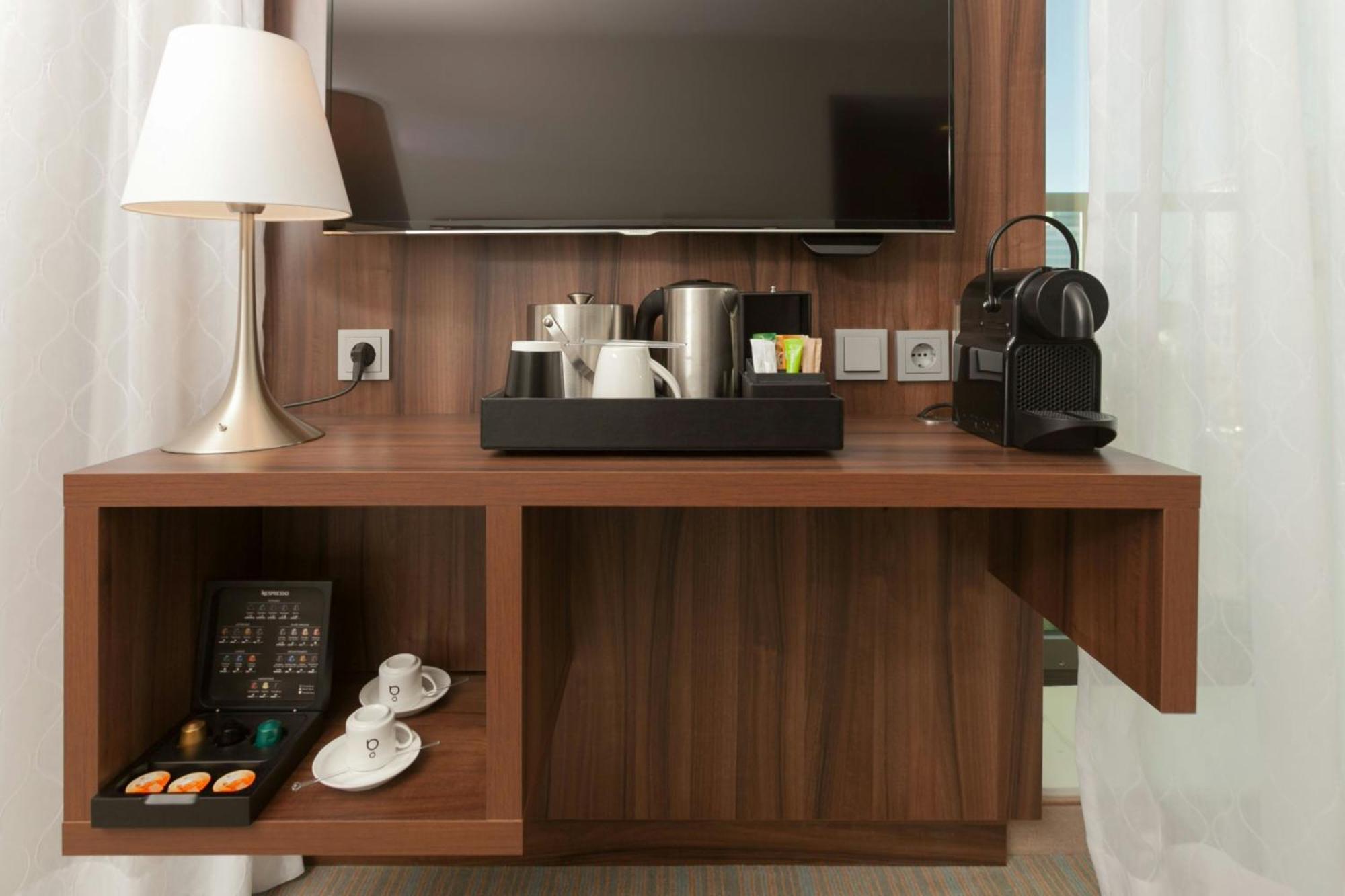 Superior Twin Room with Two Twin/Single Beds