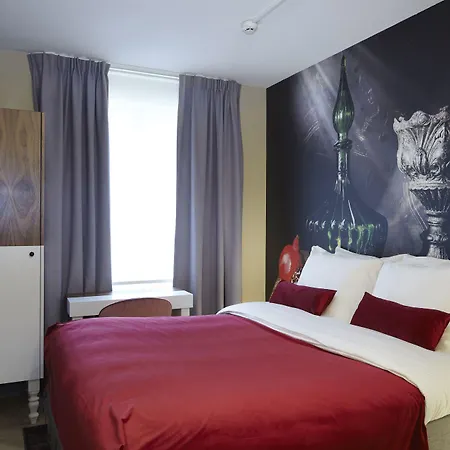 The Muse Amsterdam Hotel-3